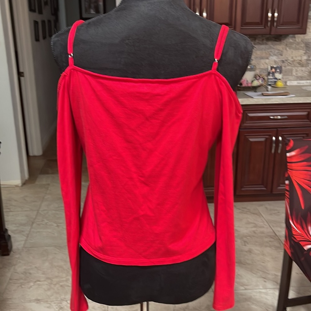 Guess open shoulder shirt - Picture 3 of 4